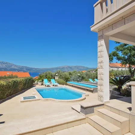 Veritas Villa *